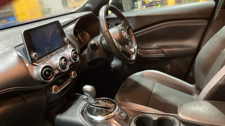 Nissan Juke 1.6 Hybrid N-Connecta 5dr Auto Hybrid Hatchback